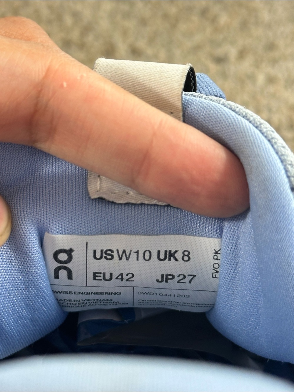 On Running Cloudsurfer 2 Sneakers Women’s 10 - Picture 9 of 9